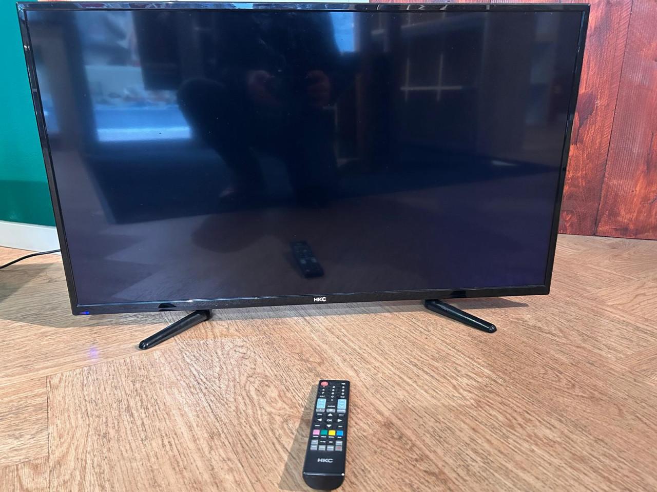 3 stuks tv te koop aangeboden