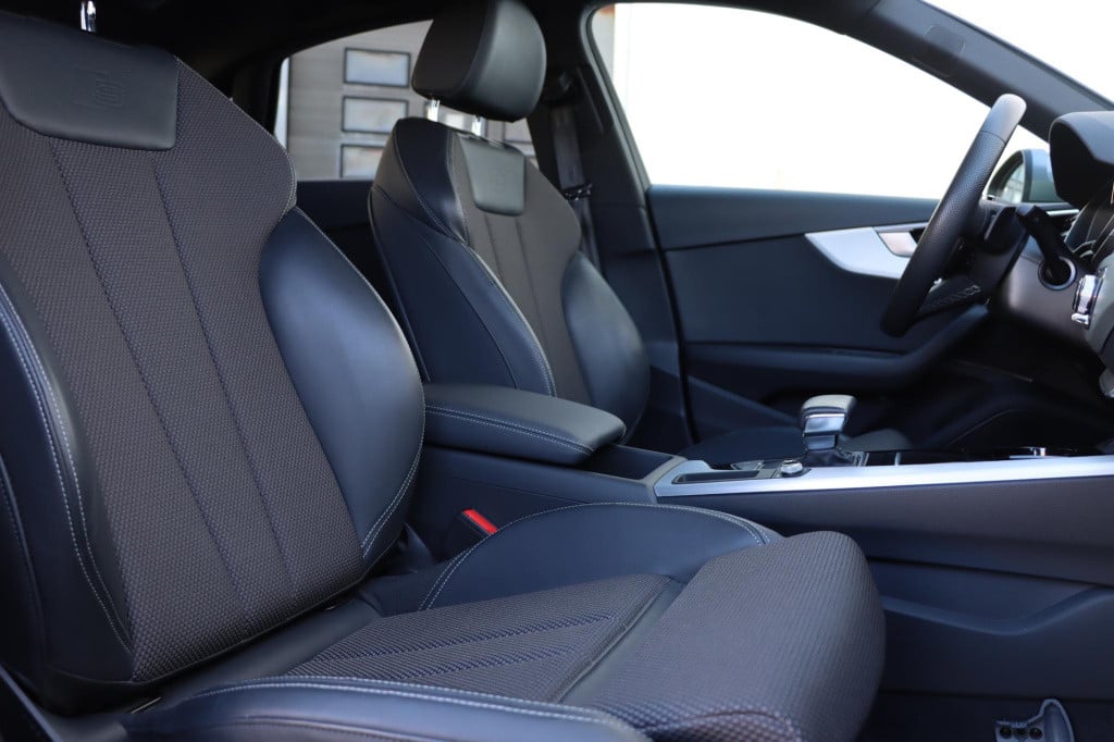 Audi A4 limousine 40 tfsi s edition