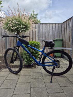 Trek X Caliber 8 incl. accessoires en onderhoudsmiddelen