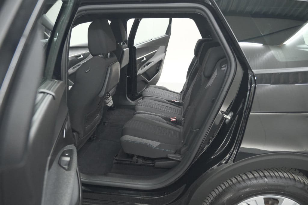 Peugeot 5008 puretech 130 eat8 active pack business | 7 zitplaatsen | camer