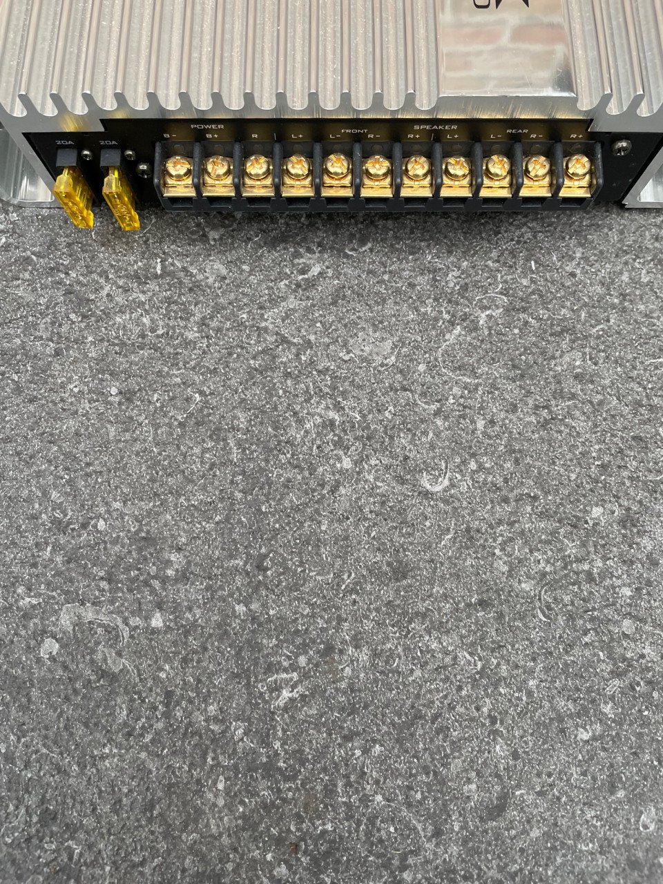 Phoenix Gold QX4150 4-kanaals versterker