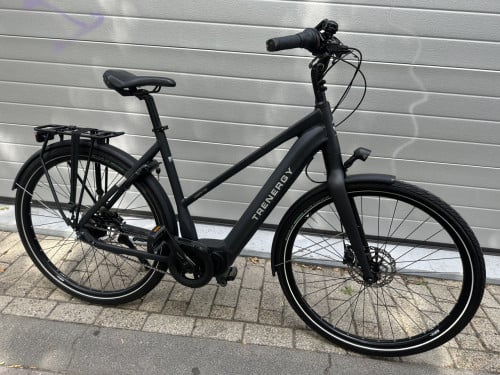 Mooie sportieve ebike middenmotor grote accu en sterke motor