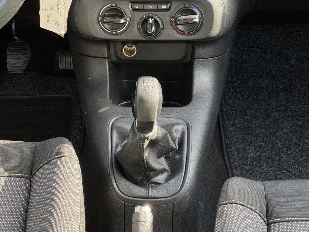 Citroen C3 1.2 puretech you nl-auto, stoelverwarming! | cruise control | ai