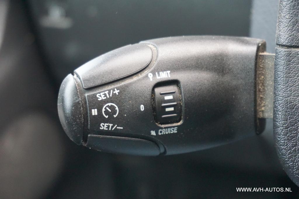 Peugeot 207 sw outdoor 1.6 vti