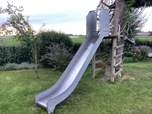Stalen glijbaan
