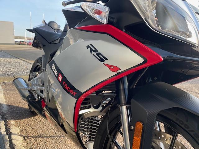 APRILIA RS4 50 SCHAKELBROMMER