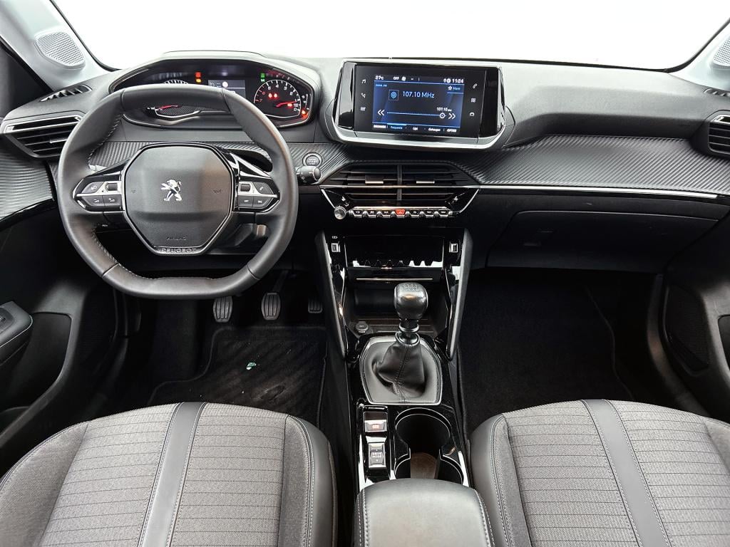 Peugeot 208 100 pk allure pack | rijklaar | keyless entry | camera | stoelv
