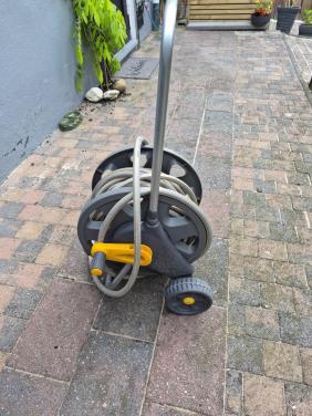 Tuinslanghaspel 25 meter merk Hozlock
