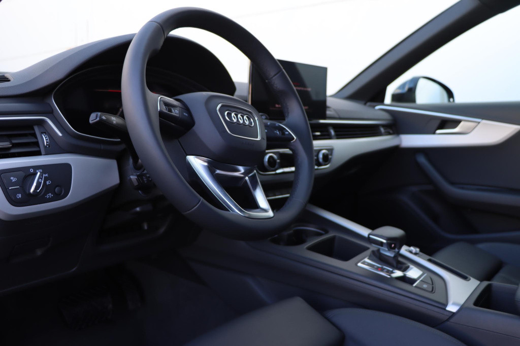 Audi A4 avant 35 tfsi s edition