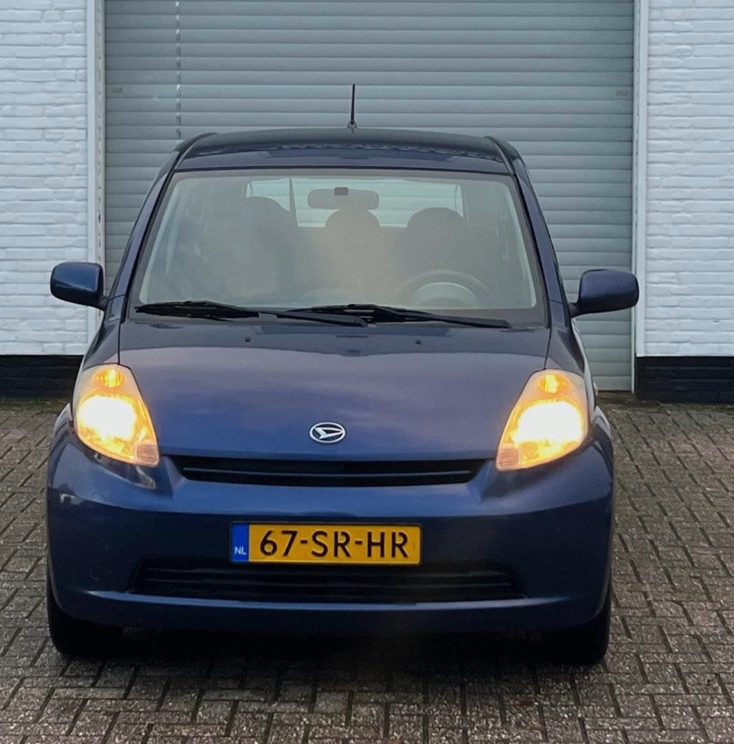 Daihatsu Sirion 2