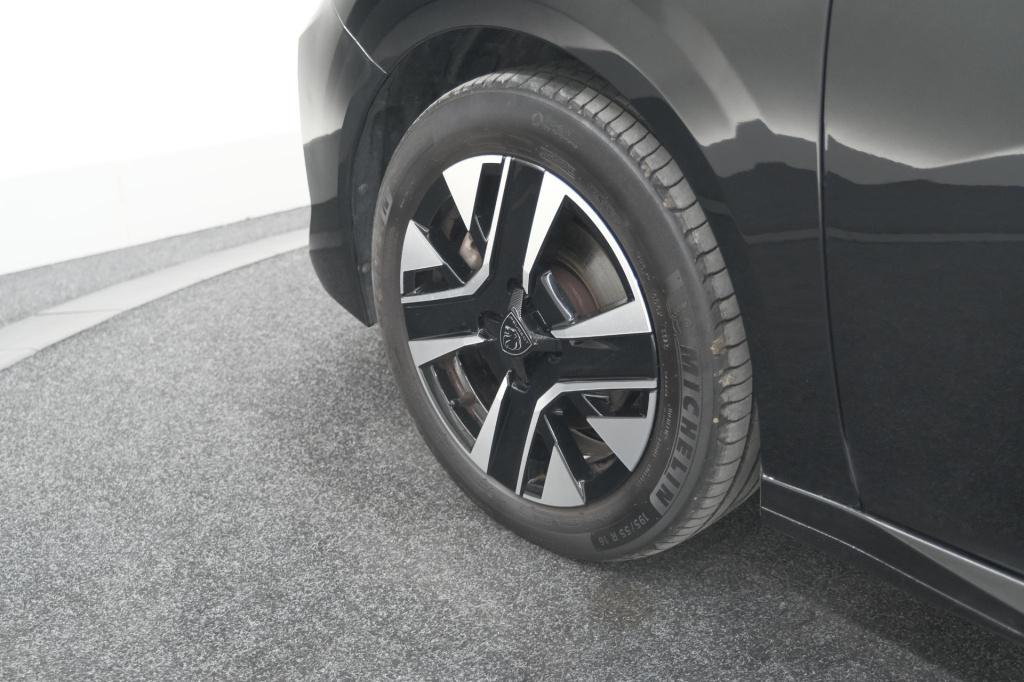 Peugeot 208 puretech 100 allure | parkeersensoren | navigatie | apple carpl