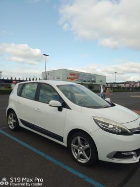 Nette Renault Scenic