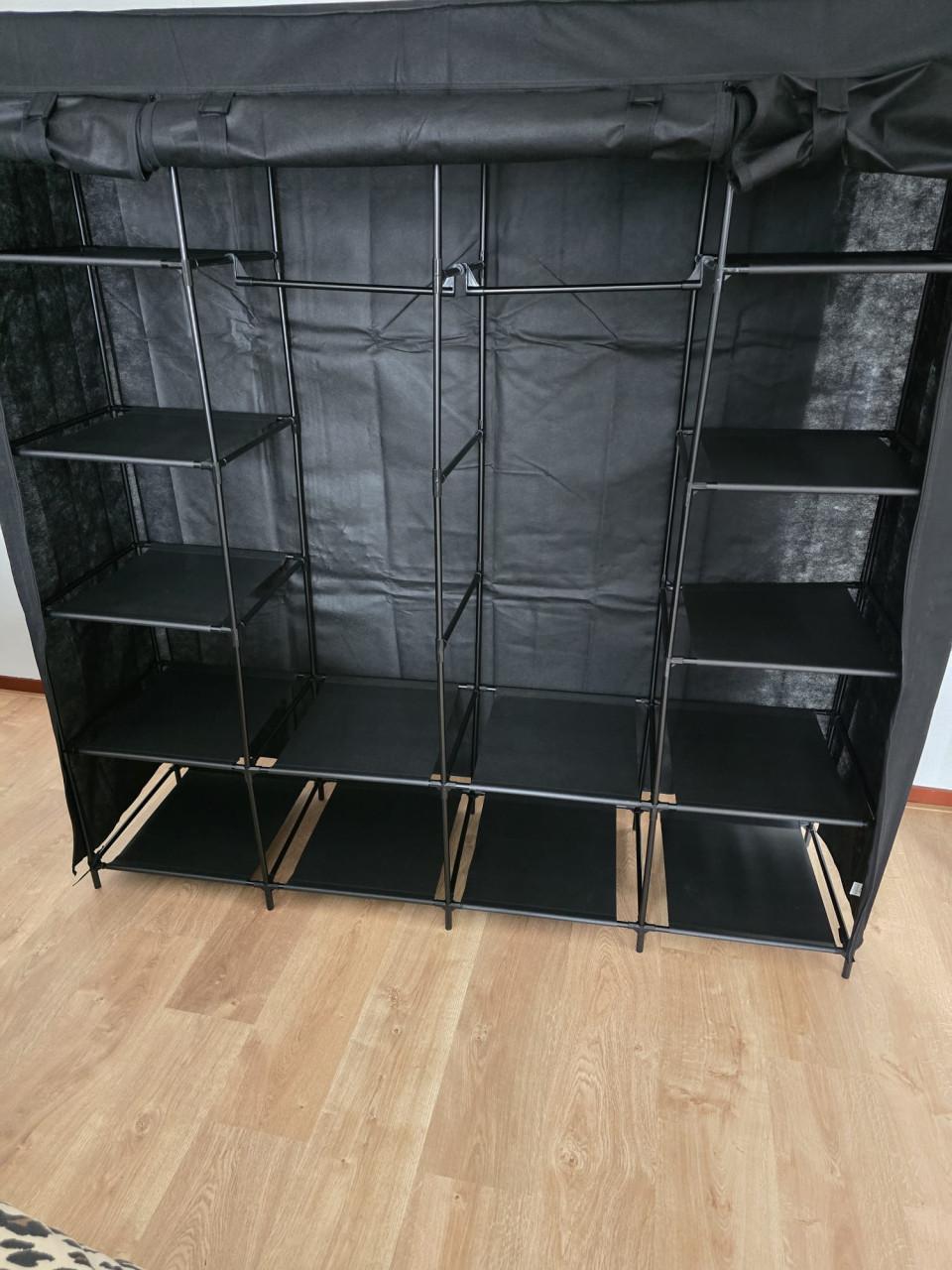 Demontabele grote camping kledingkast