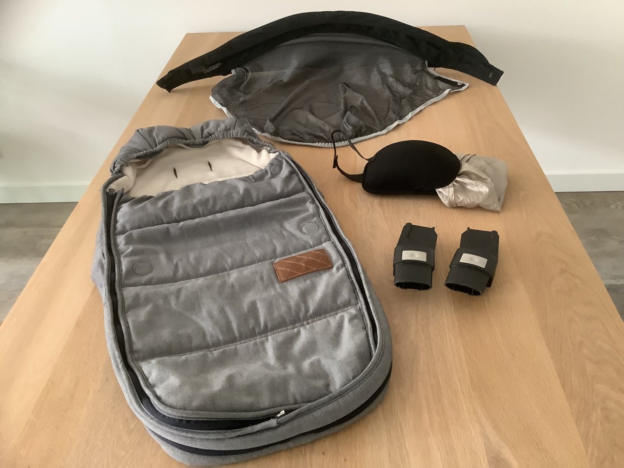 Accessoires v. Joolz Kinderwagen, Voetenzak, Zonnenkap, Regenhoes, Adapters