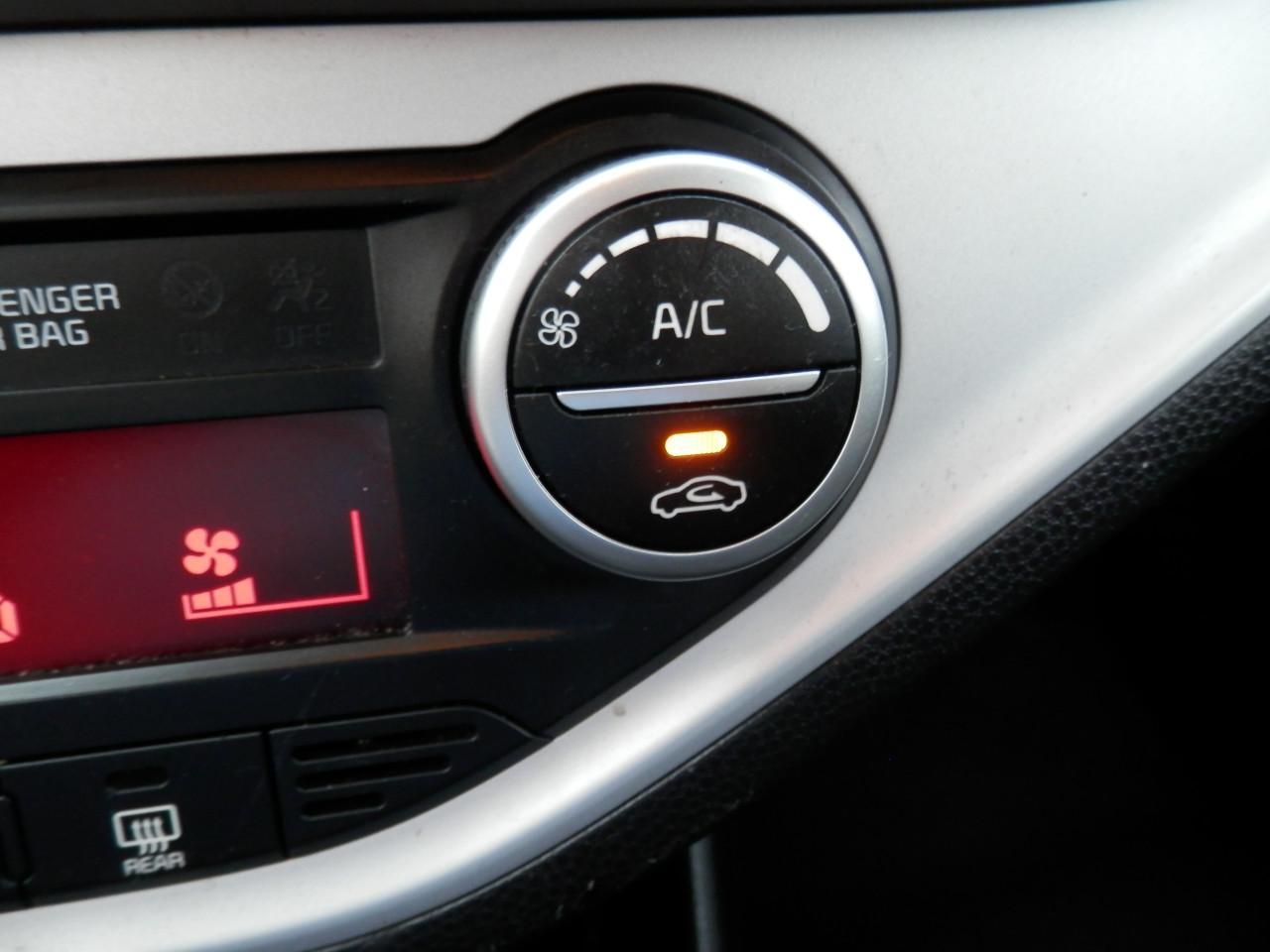 Auto Garant Biedt Aan: KIA Picanto 1.0 CVVT ComfortPlusLine Navigator