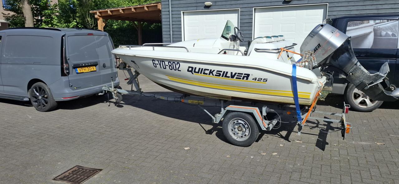 Quicksilver 425 inclusief trailer