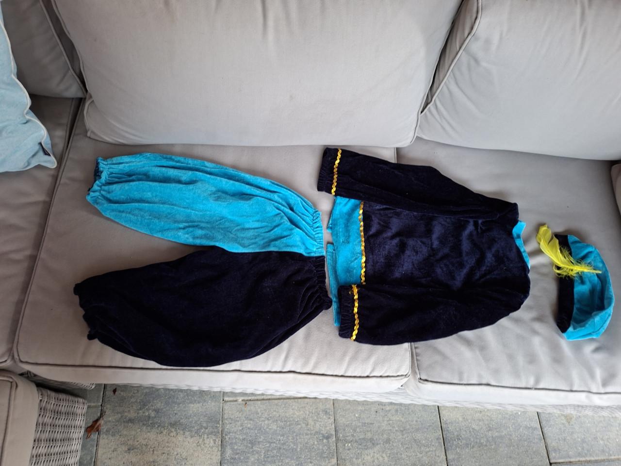Pietenpak blauw maat 128
