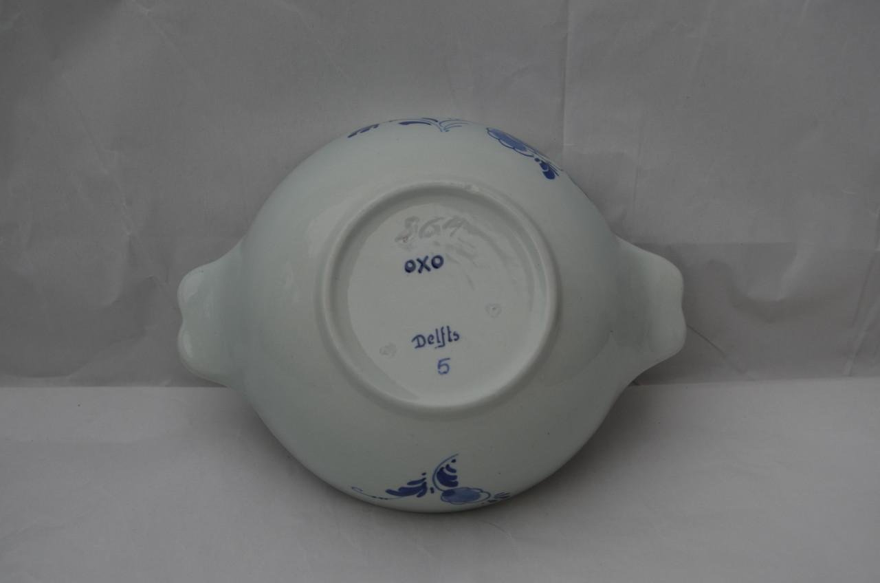 Delfts schaaltje aardewerk, niet heel oud.