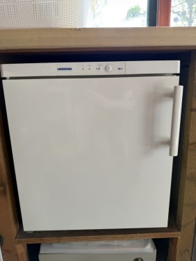 Te koop aangeboden: Liebherr Vriezer met 2 lades