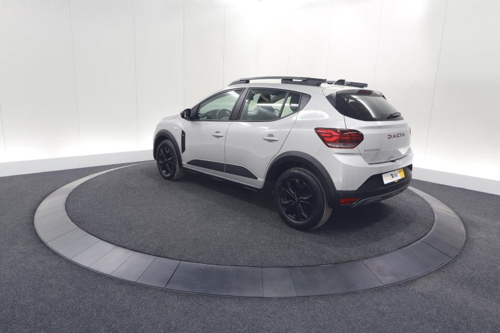Dacia Sandero Stepway tce 90 extreme | camera | dodehoekdetectie | navigati