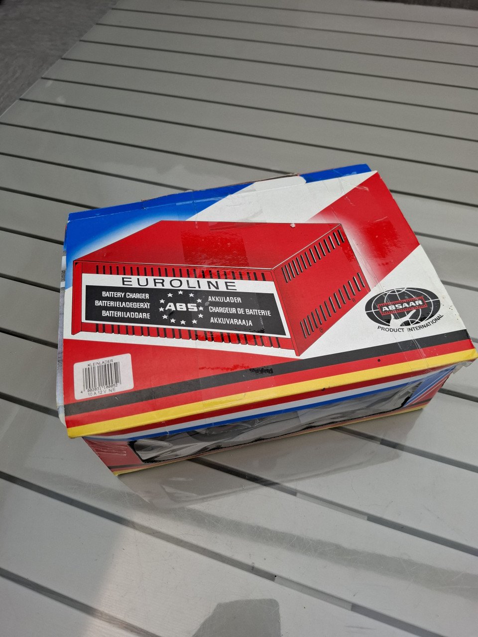Absaar 10 AMP. Lader voor autoaccu 12 Volt,