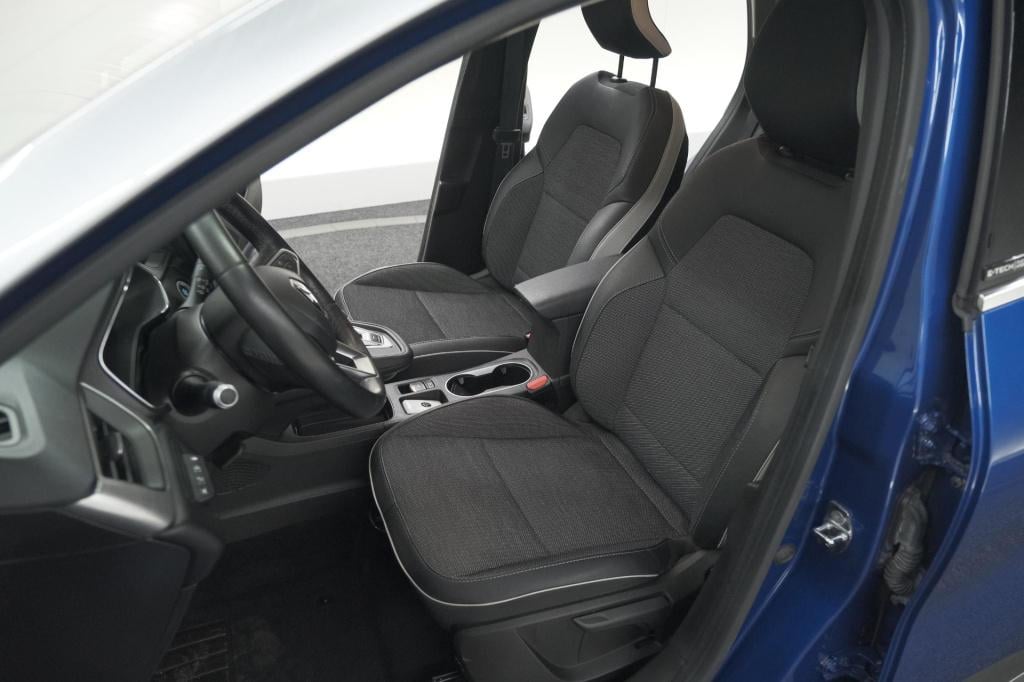 Renault Captur 1.6 e-tech plug-in hybrid 160 intens | camera | 9.3 inch gro