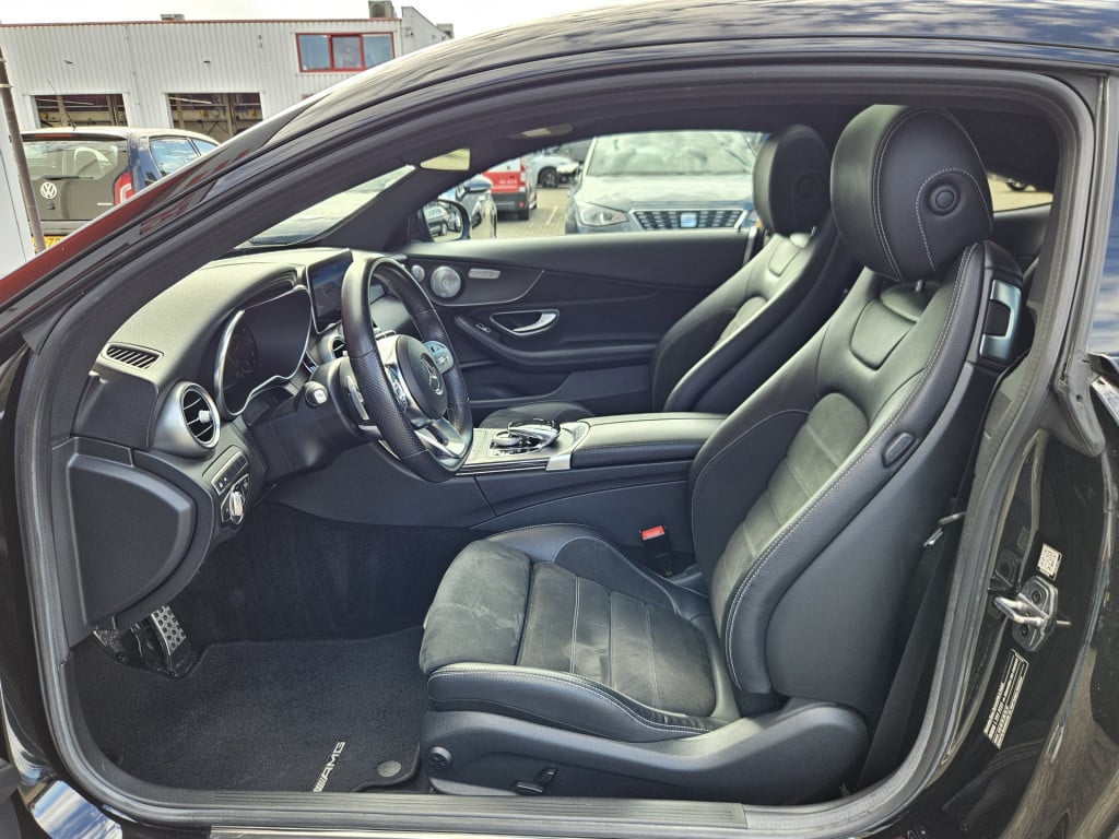 Mercedes-Benz C-Klasse coupé 300 premium plus pack | burmester | acc