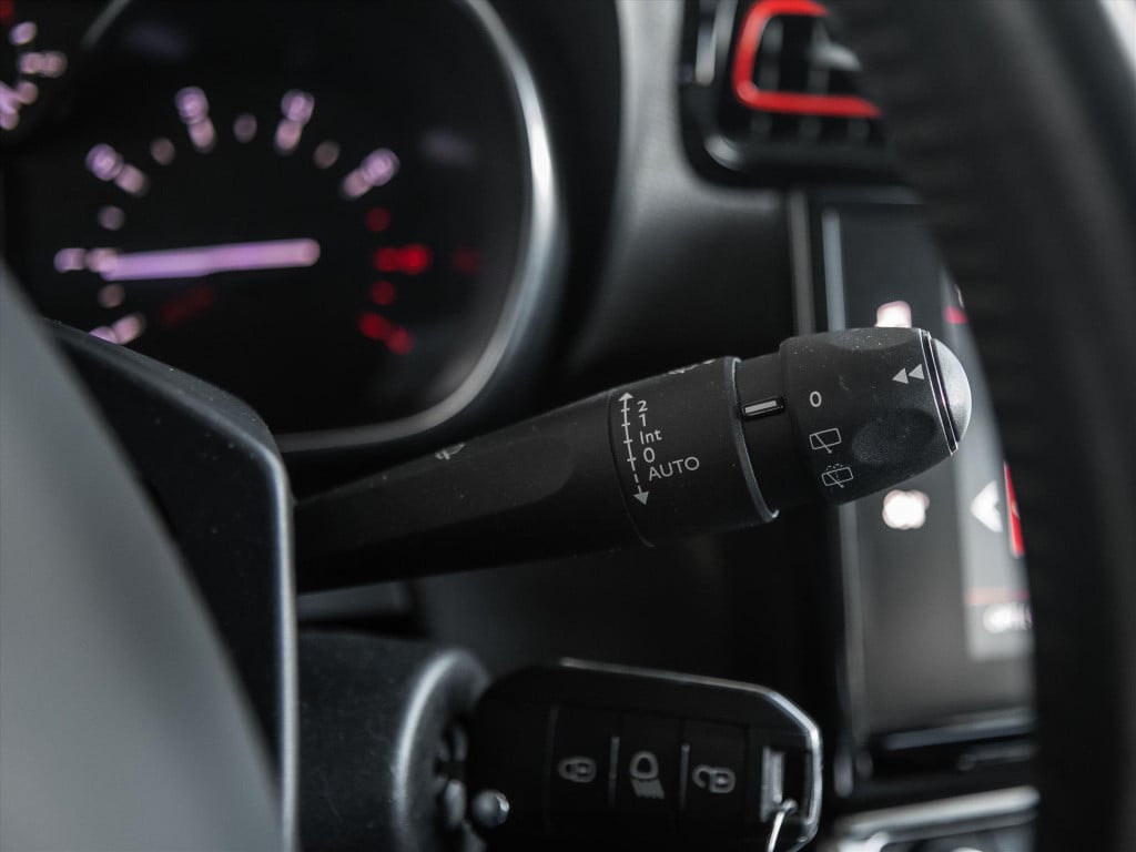 Citroen C3 Aircross 1.2 puretech 110pk feel automaat | navigatie | trekhaak