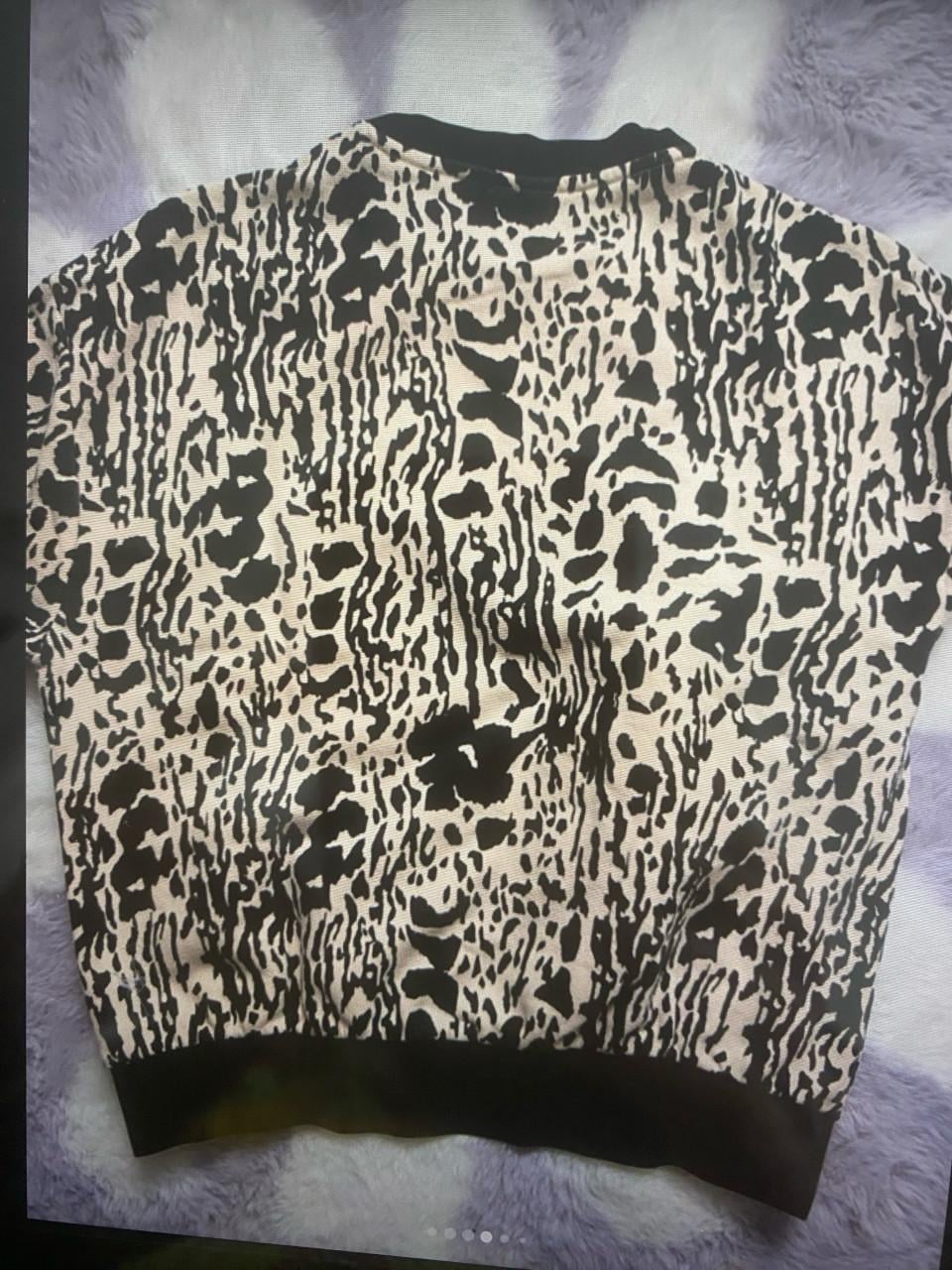 Kindersweater zgan maat 140 lekker dik voor de winter