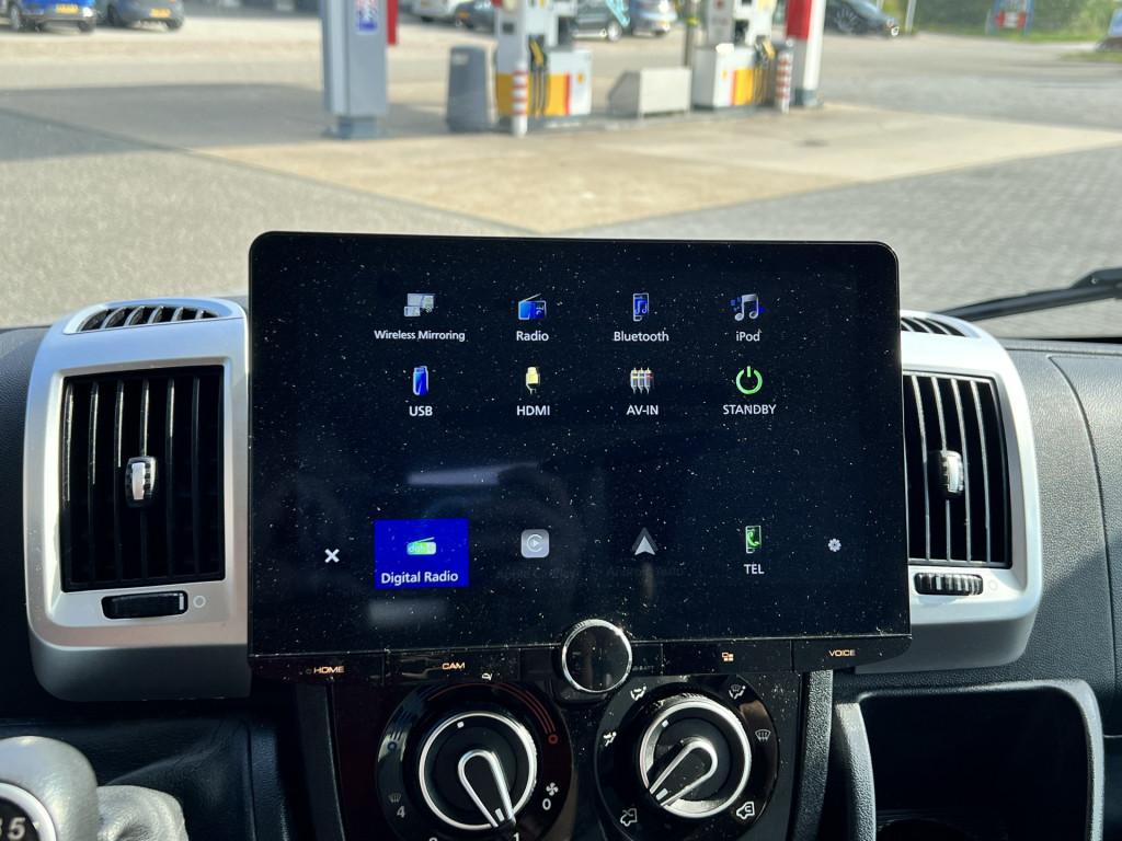 Chausson Onbekend 757 welcome | 2 enkele bedden + 1 groot bed | camera | tv