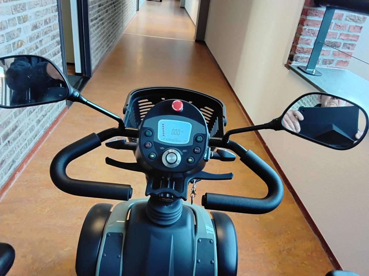 Excel Galaxy scootmobiel kleine maat.