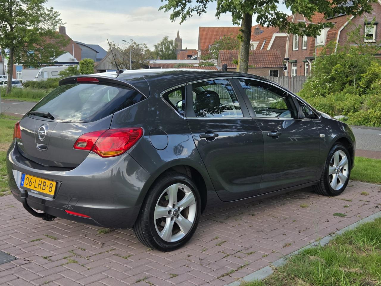Opel Astra J 1.6 Edition | 192.297 KM |NAP | Goed onderhouden + Nette staat