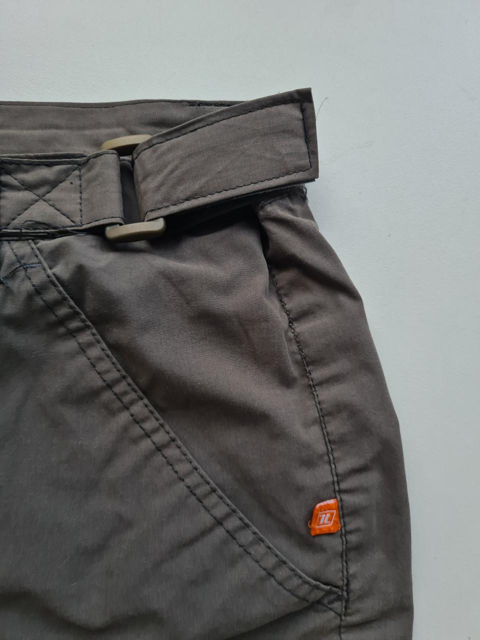 Donker grijze korte broek van LifeLine Maat 50 / L