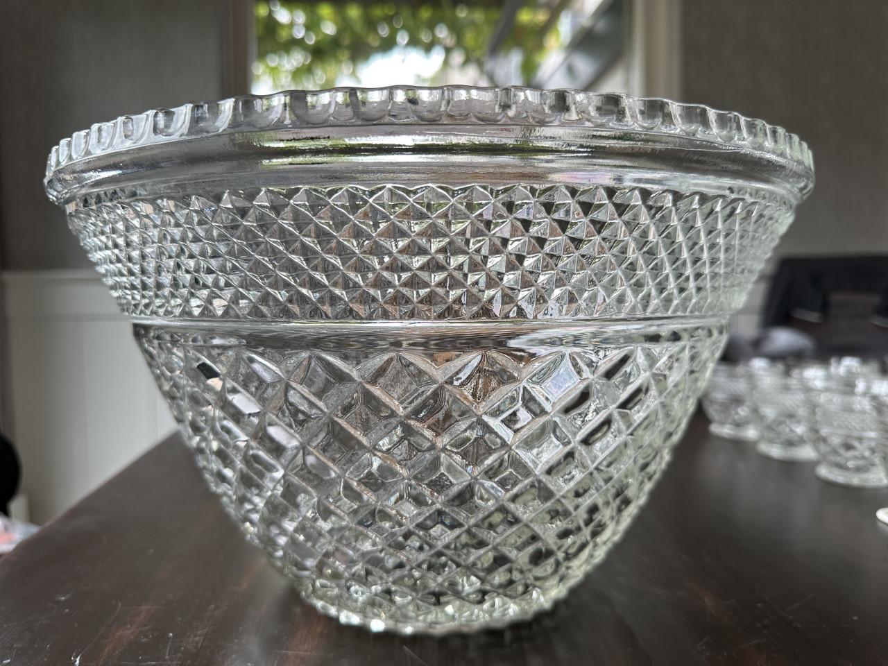 Oude kristallen bowl set met 18 glazen