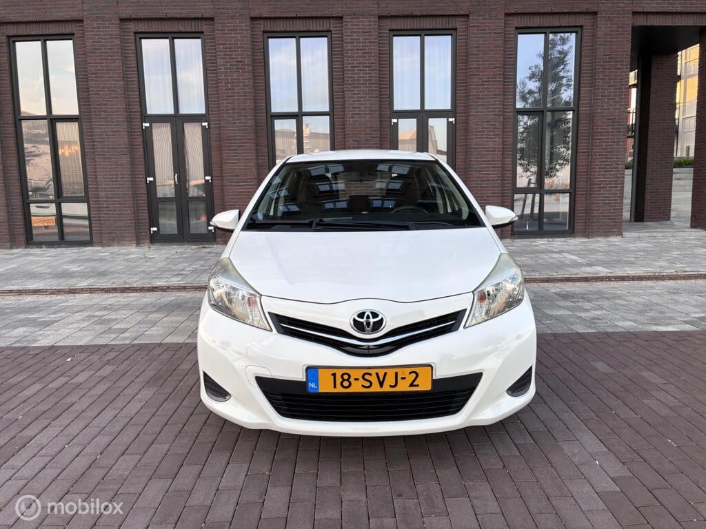 Toyota Yaris, 1.0 VVT-i Aspiration Airco Navi km101.147 Nap 5Deurs BJ2011