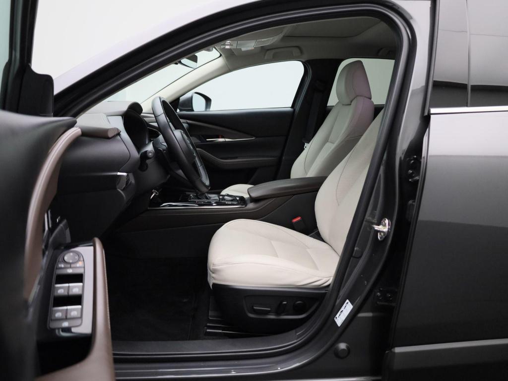 Mazda Cx-30 2.0 e-skyactiv-x m hybrid luxury | automaat | schuif-/kanteldak