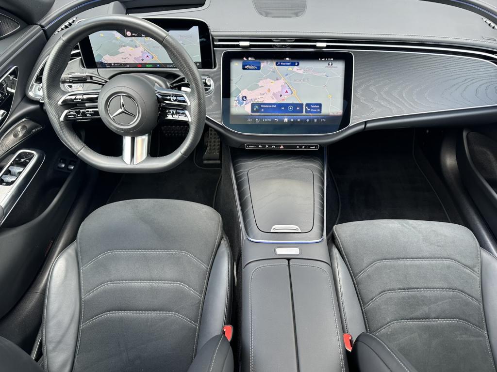 Mercedes-Benz E-Klasse 300 e amg line l panoramadak l 360 camera l head-up 