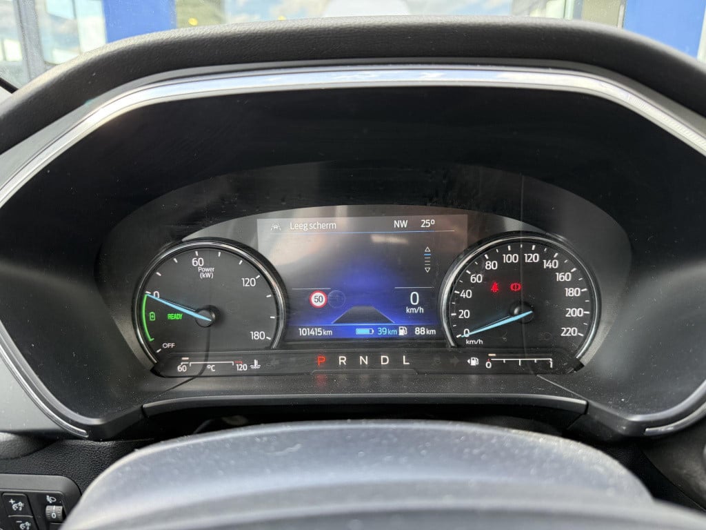 Ford Kuga 2.5 phev titanium winterpack - 19"velgen - adaptieve cruisecontro