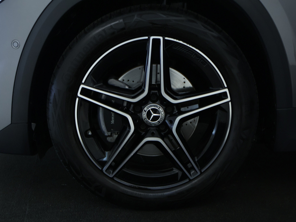 Mercedes-Benz Gla-klasse 180 business solution amg | sfeerverlichting | pan