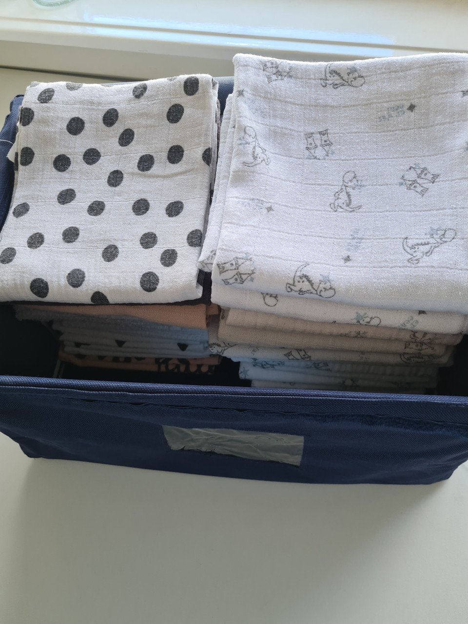 15 stuks  witte / draakje hydrofiel doeken / luiers van Prenatal