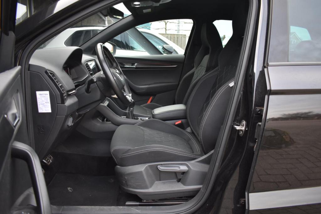 Skoda Karoq 1.5 tsi act sportline | mj21 | trekhaak | camera | virtual | na