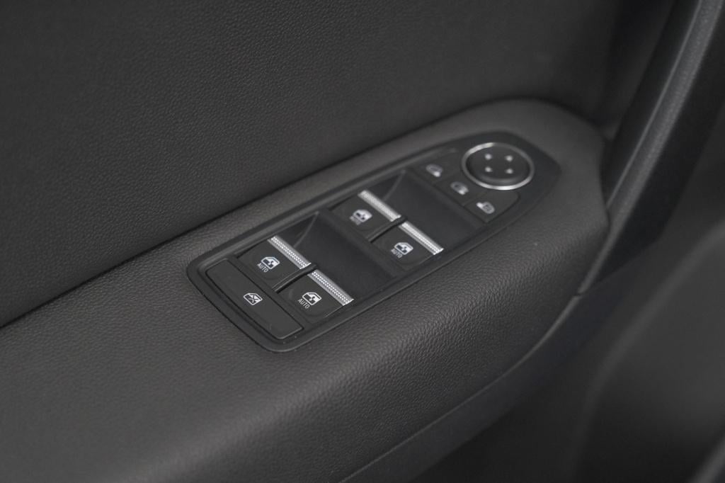 Renault Captur tce 130 edc intens | trekhaak | rondom camerazicht | dodehoe