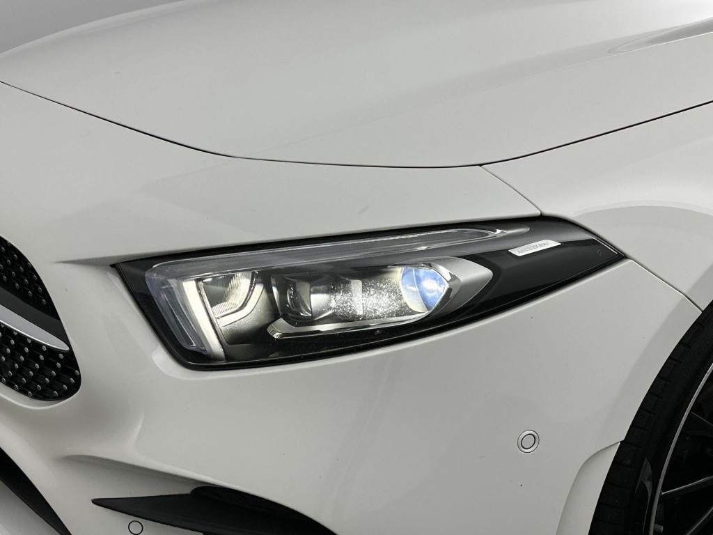 Mercedes-Benz A-Klasse 220 4matic amg pano acc sfeer memory