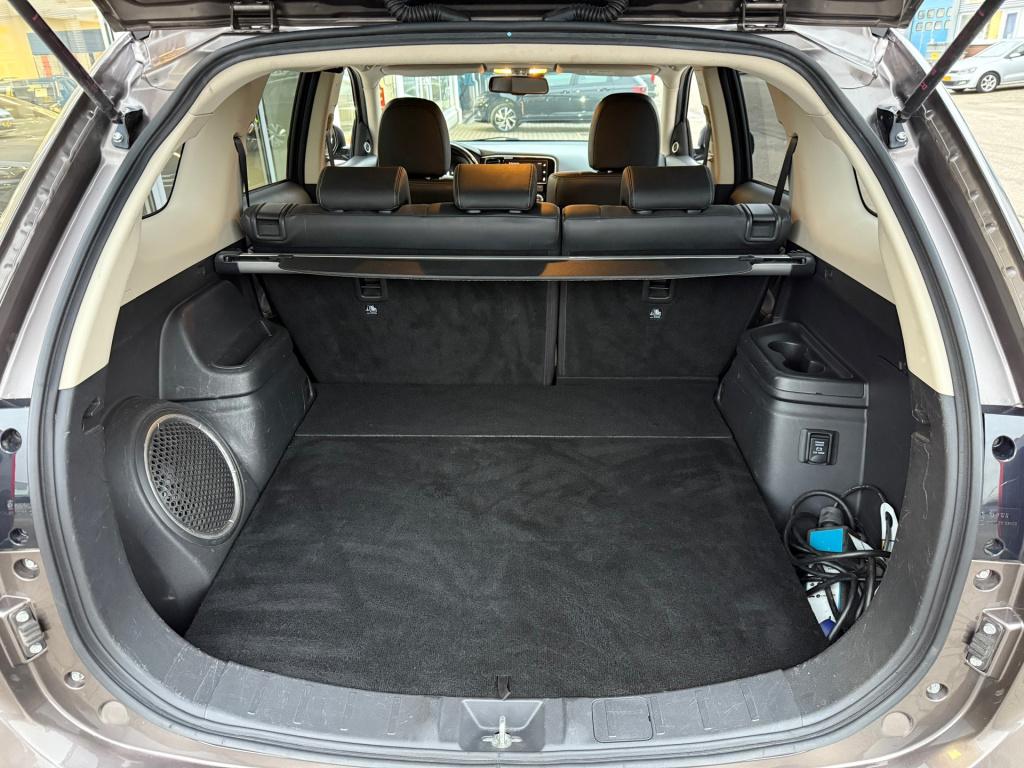 Mitsubishi Outlander 2.0 phev premium