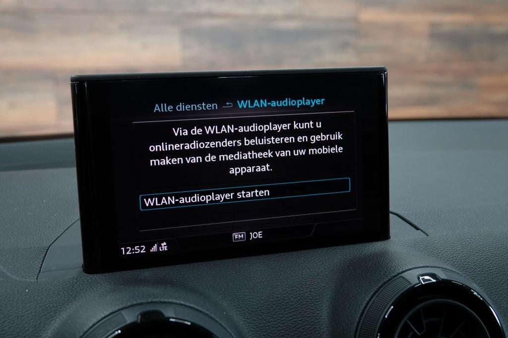 Audi Q2 1.4 tfsi | bluetooth | pdc | 19" |