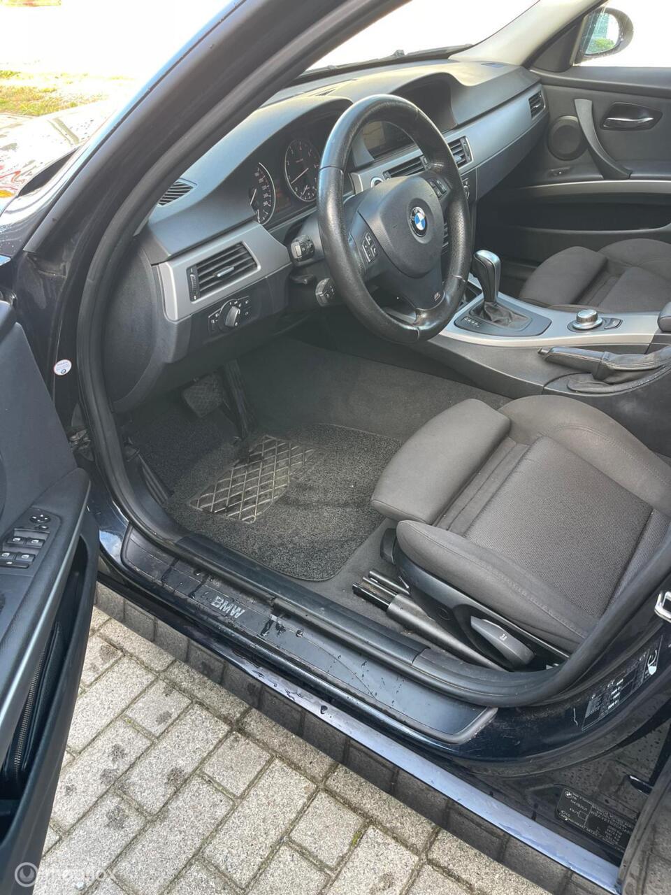 BMW 3-serie touring 318i executive