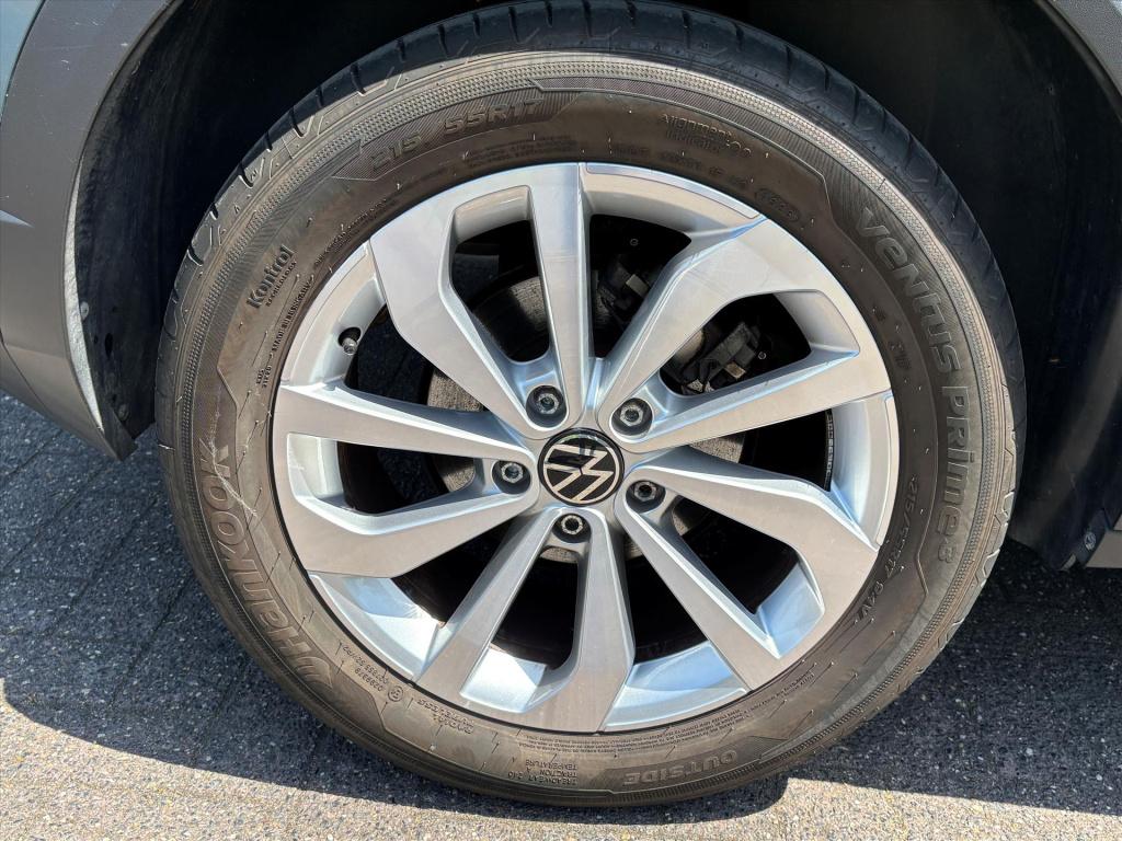 Volkswagen T-roc 1.5 tsi 150pk 7-dsg style| camera| keyless|dode hoek| rijk