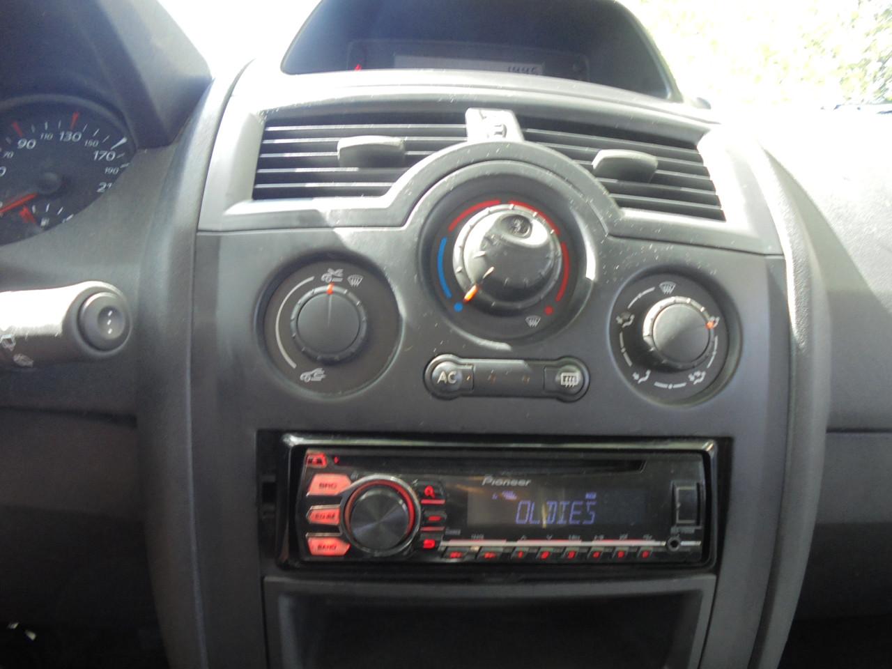 Megane 1.4 – 16V Authentique 2 eigenaar Apk Oktober 2026 leuke auto