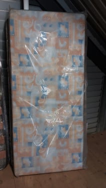 Nieuwe matras 90 x 200