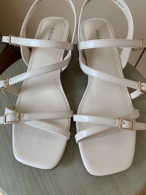 Sandalen maat 38